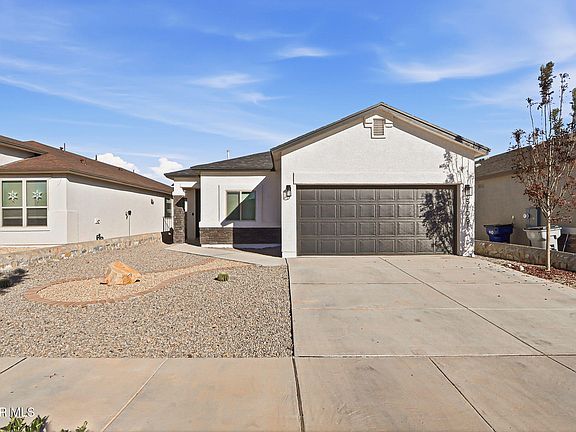 2nd image of 51081 Desert Sunflower Ave
