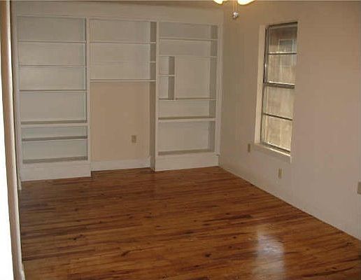 Beautiful Built-In Bookshelves