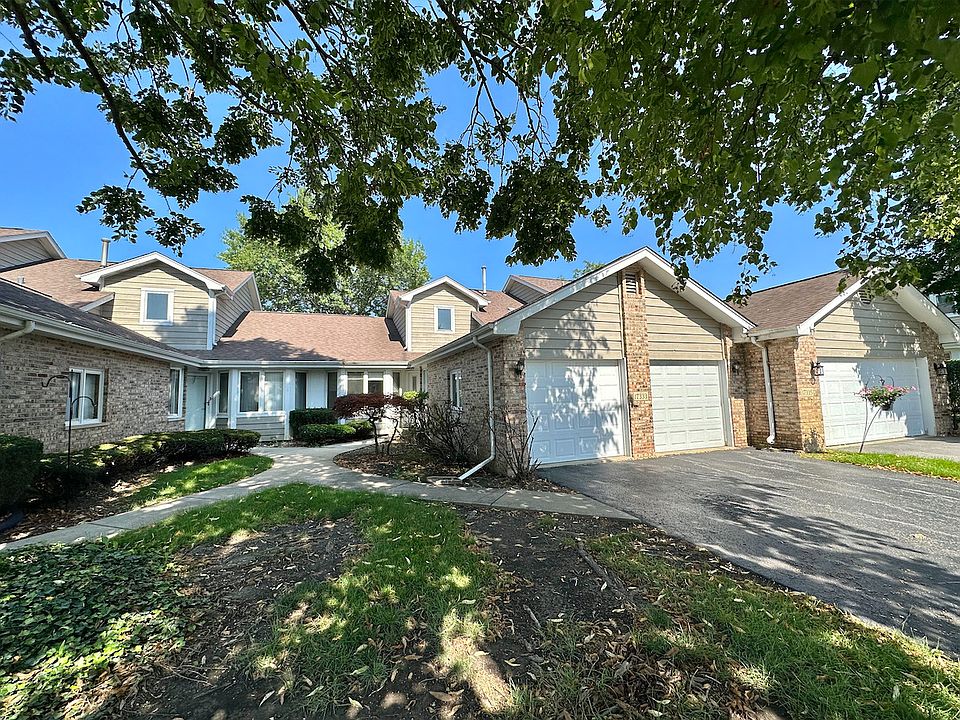 1st image of 17333 Brook Crossing Ct