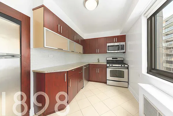 Rented by A&E Real Estate Management | media 1