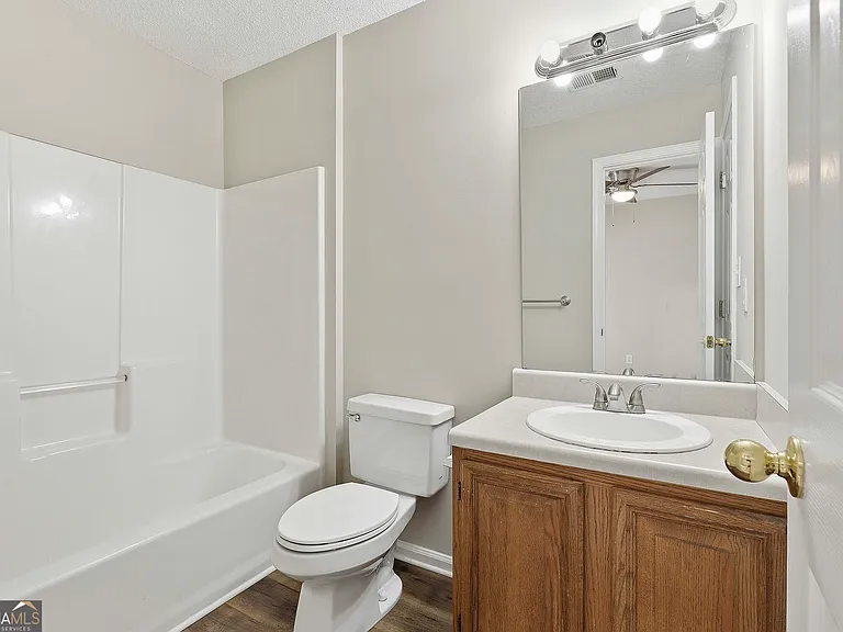 130 S Fairfield Dr — Photo 24