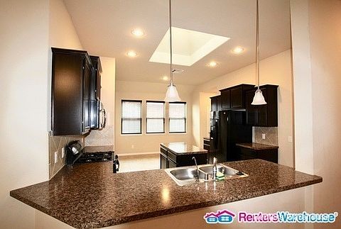 5th image of 3015 Cambridge Falls Dr