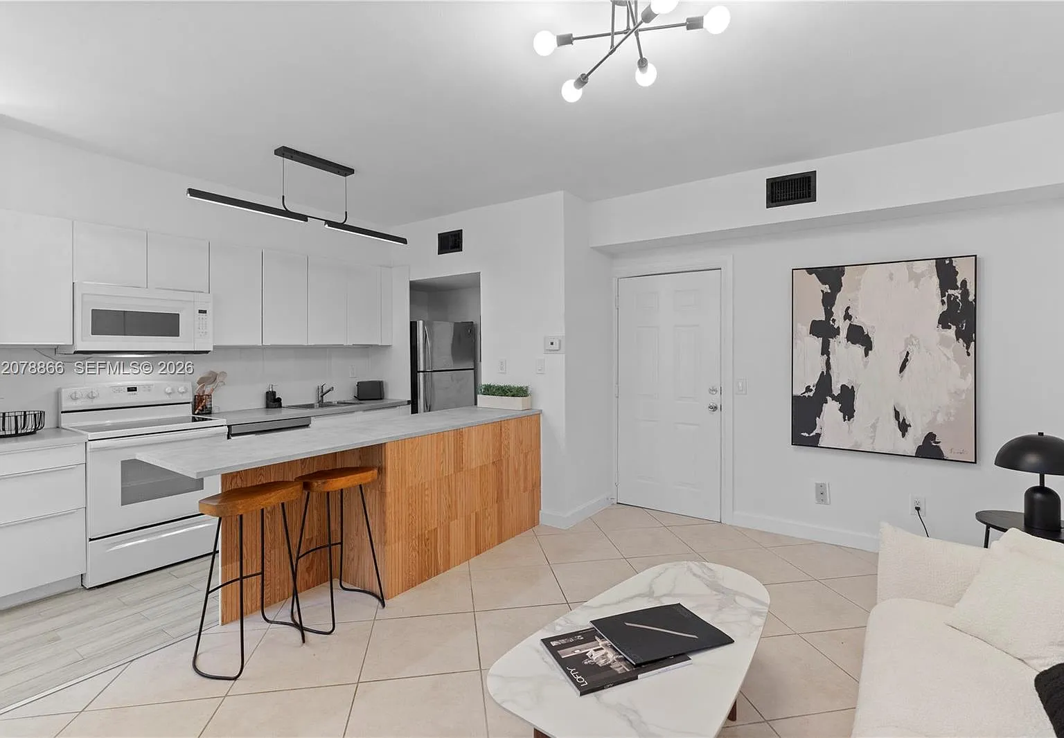 Lincoln View Condo — Photo 2