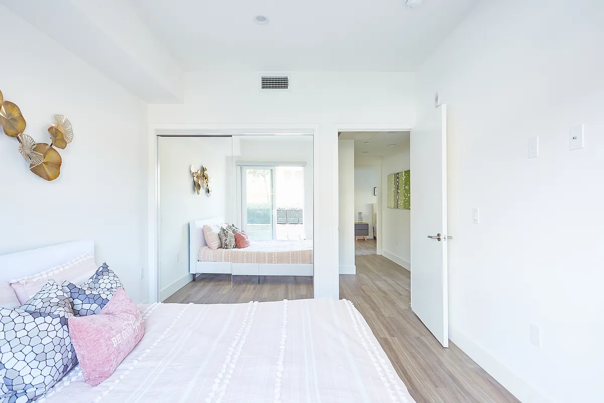 Floor plan 312