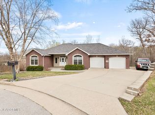 228 Little Creek Ln, Jefferson City, MO 65109