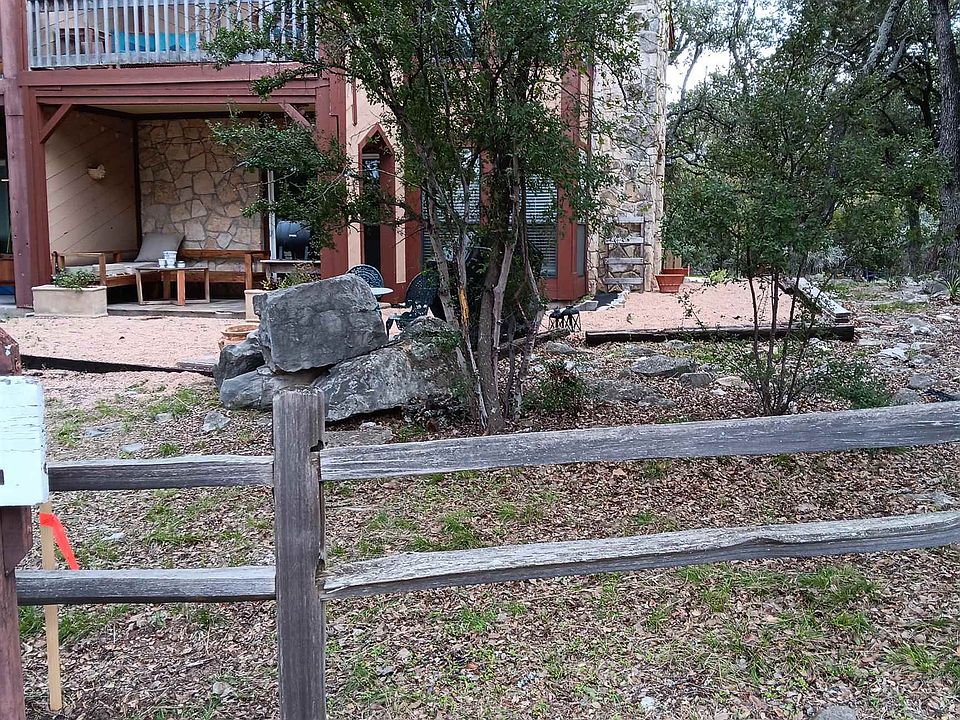 2nd image of 903 Cheyenne