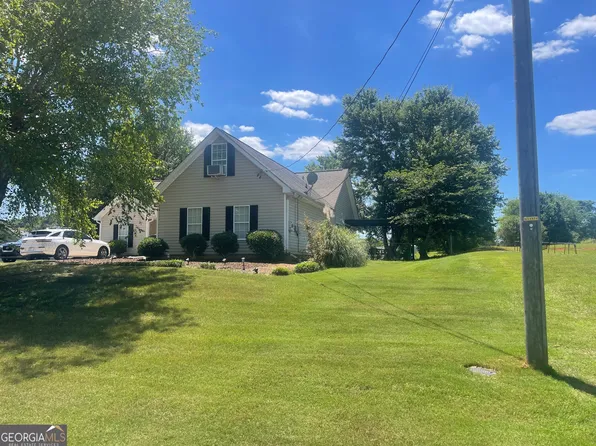 145 Claremont Dr, Covington, GA 30016
