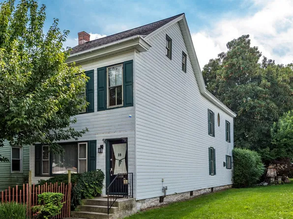 39 N Railroad St, Annville, PA 17003