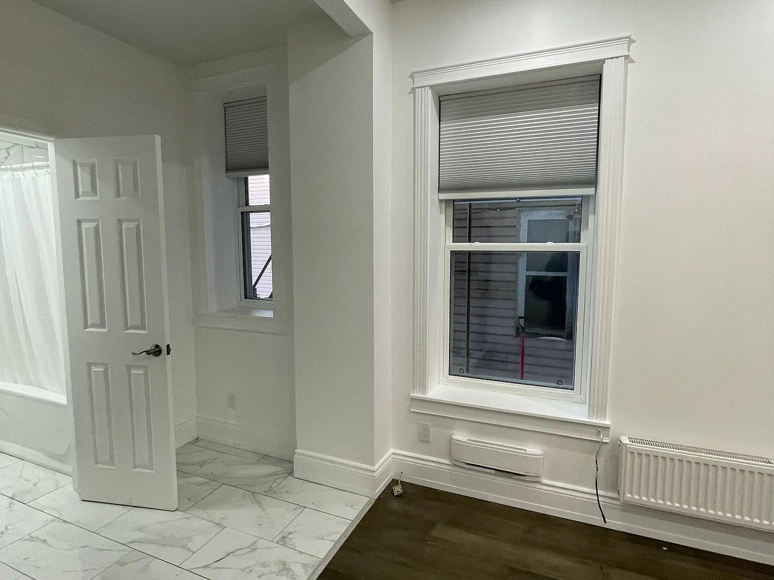Studio, 300 sqft, $1,350 — Photo 4