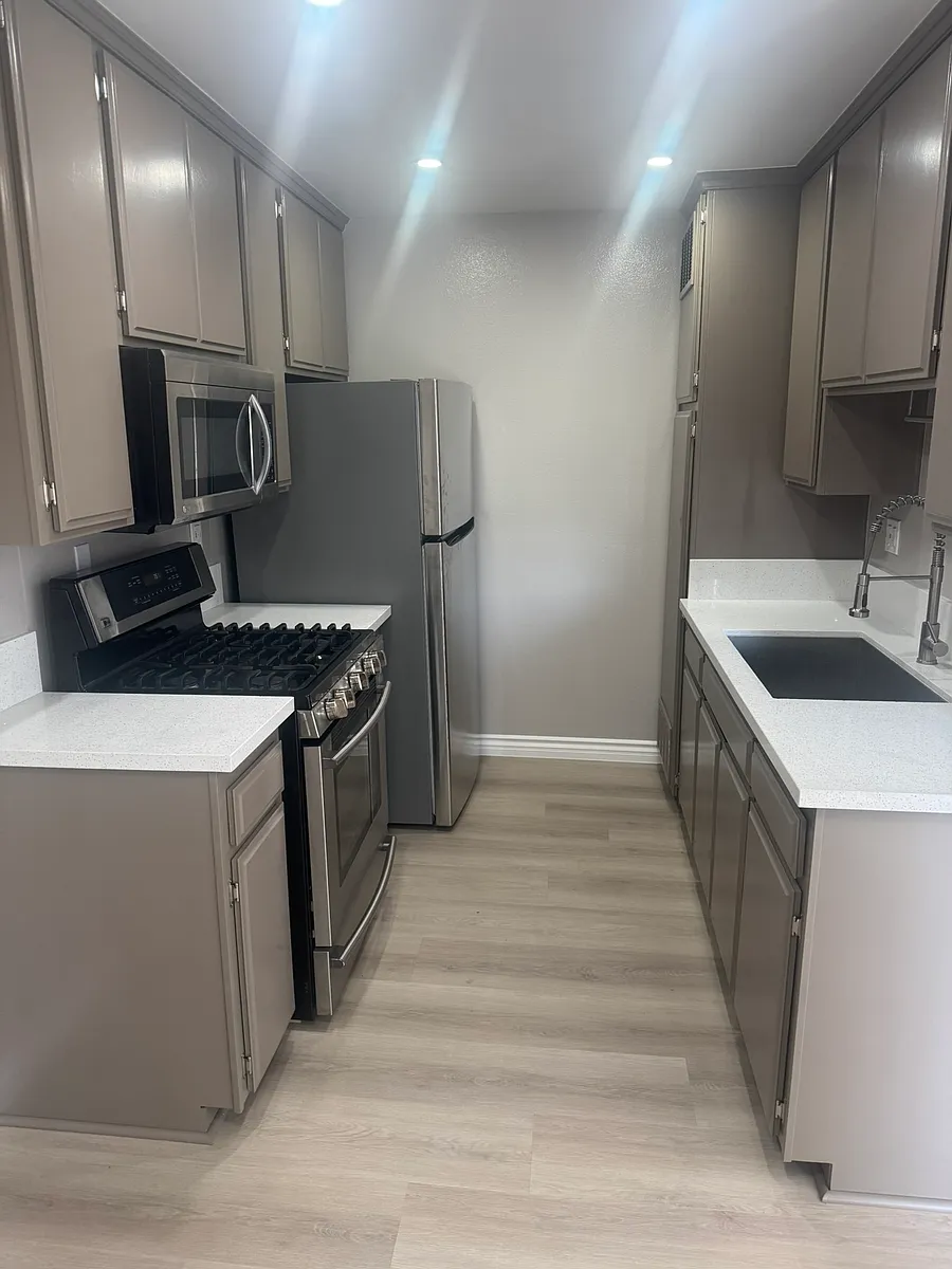 Building Photo - 374 N Avenue 57 #10