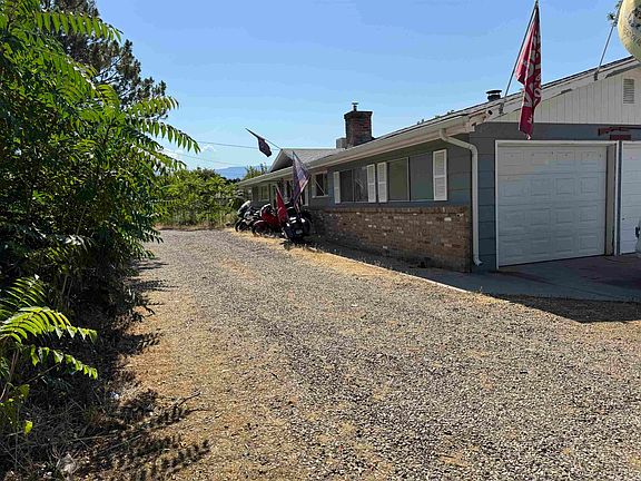 3rd image of 3155 F Rd