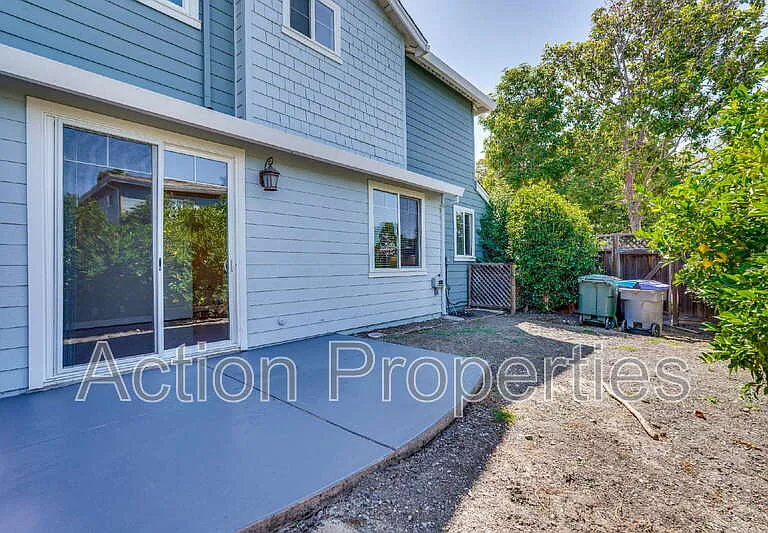 241 Granada Park Cir — Photo 31
