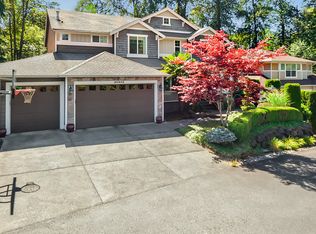 25206 NE 3rd Pl, Sammamish, WA 98074