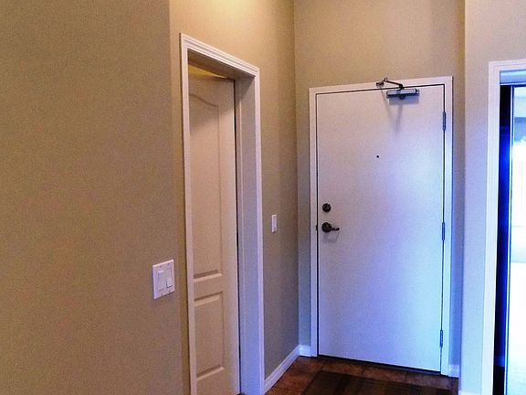 5th image of 105 W Haven Dr #423