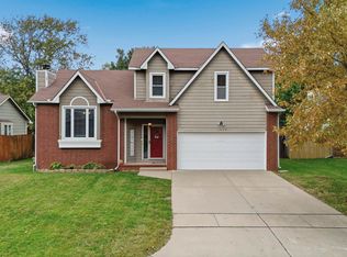 1515 N Pine Grove St, Wichita, KS 67212