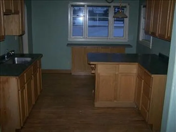 711 W Clark St, Spencer, WI 54479