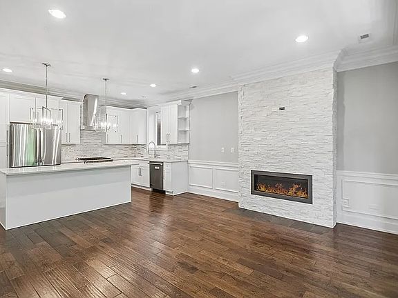 5th image of 1424 W Fillmore St Unit 2E
