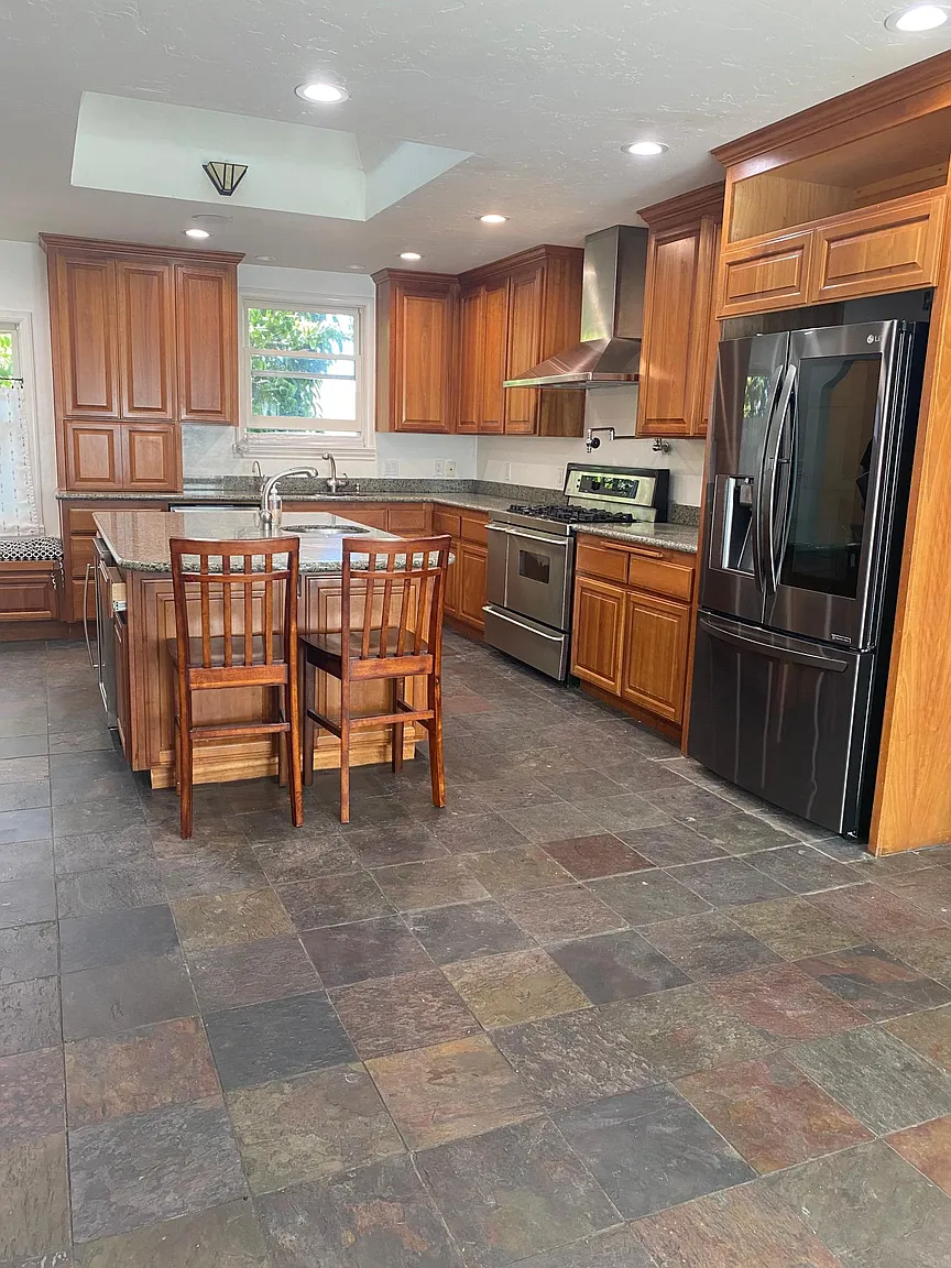 1101 Broadway photo 1