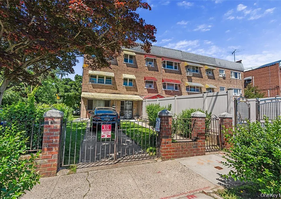 401 Olmstead Ave #3