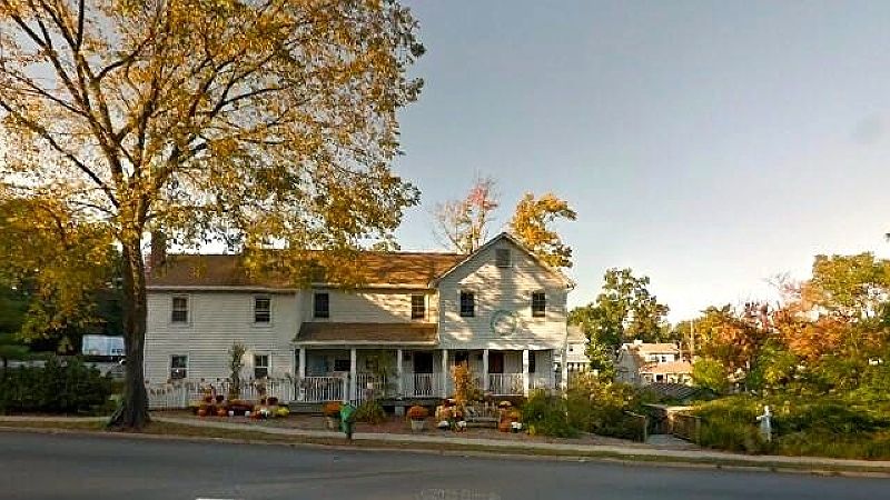 1st image of 820 Bloomfield Ave