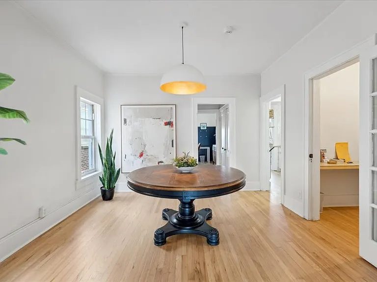 1430 S Quaker Ave — Photo 31