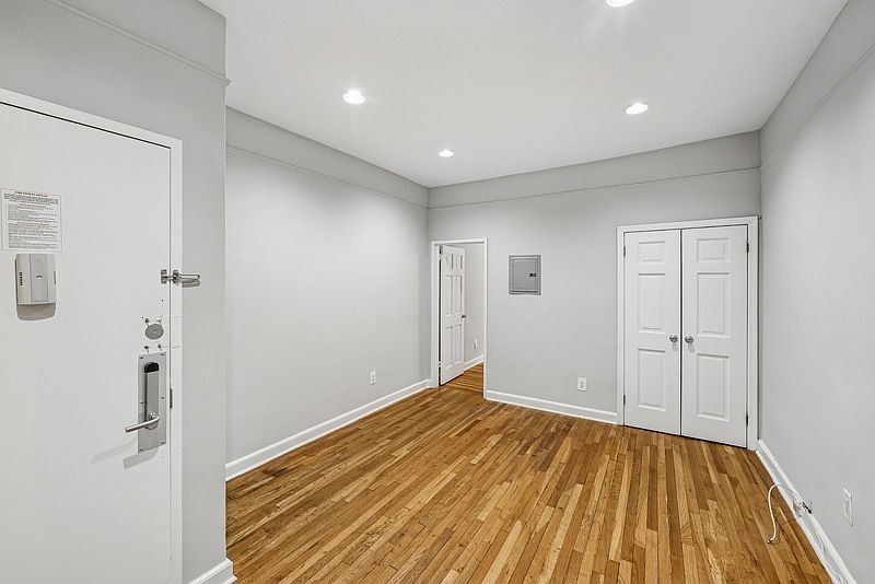 1st image of 516 E 88th St APT 2C