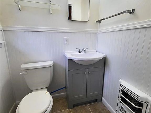 4th image of 1604 Williams Ave