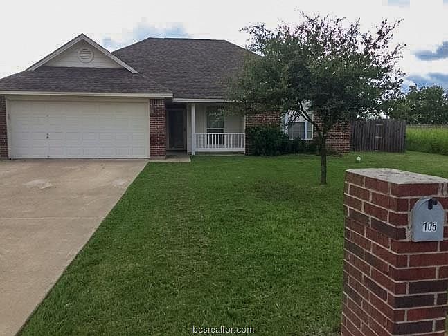 1st image of 105 Willow Dr
