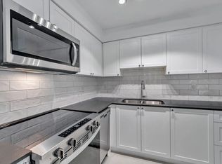 1371 Harwood St #1109802, Vancouver, BC
