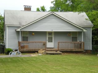 52 Friendway Cir, Greensboro, NC 27409