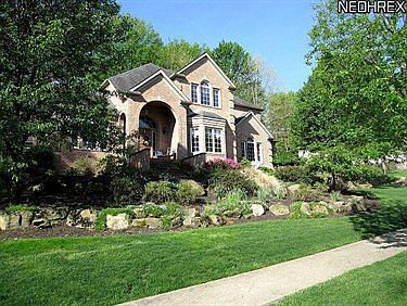 3rd image of 1120 Riverwoods Dr