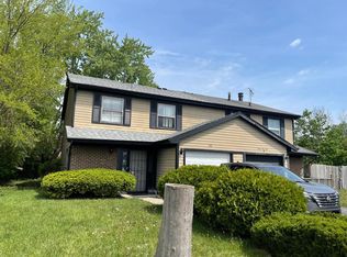 350 Kirkwood Cir, Bolingbrook, IL 60440