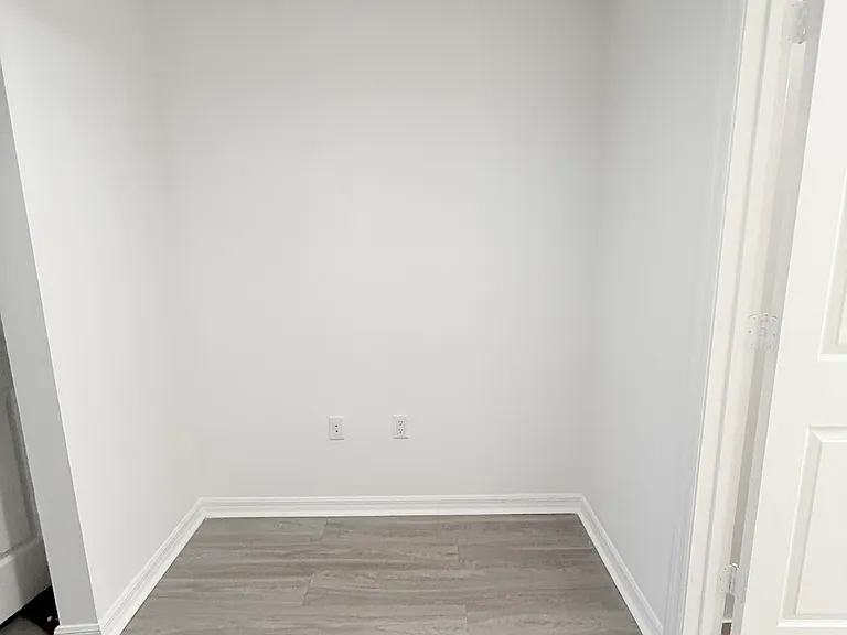Additional alcove space in Master Bedroom for desk or extra storage.