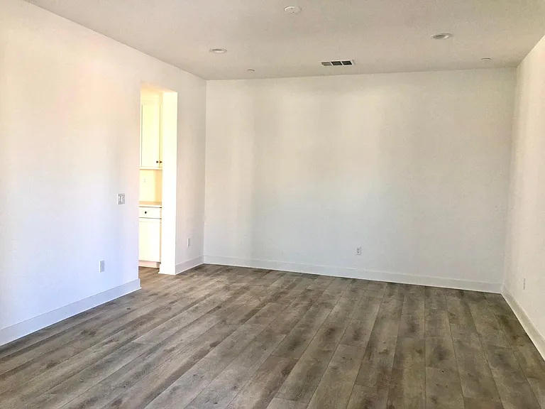 14072 Volare Ct — Photo 13
