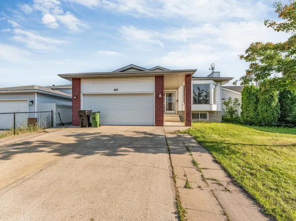 4511 25th Ave NW, Edmonton, AB T6L 3X6