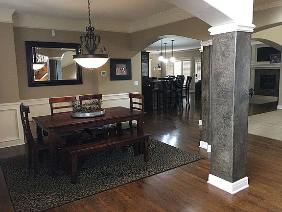 5th image of 9008 Vista Dr