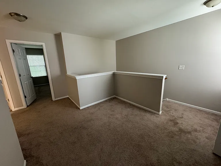 2399 Stoughton Cir #2399 — Photo 8