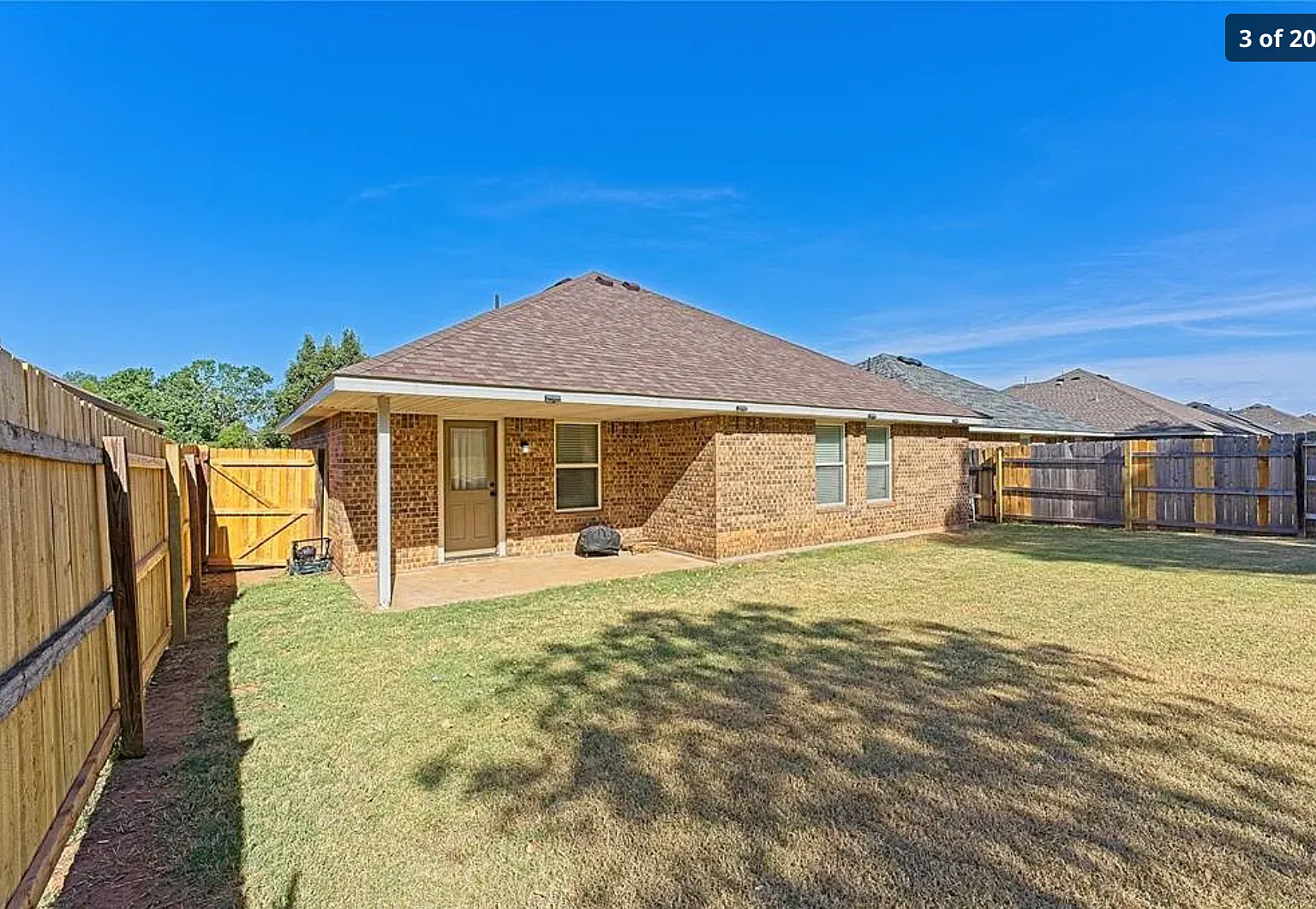 3 bed, 1370 sqft, $1,825 — Photo 4