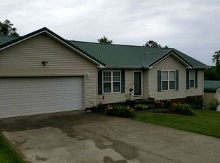 70 Lake Breeze Ln, Corbin, KY 40701