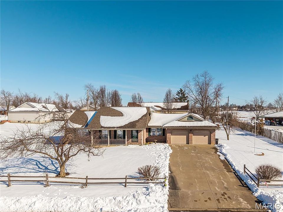 1st image of 209 Briar Dr