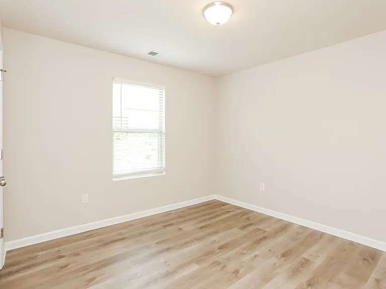 516 Overo Dr — Photo 13