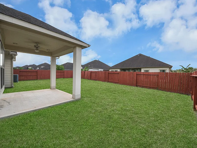 1902 Argos Dr — Photo 8