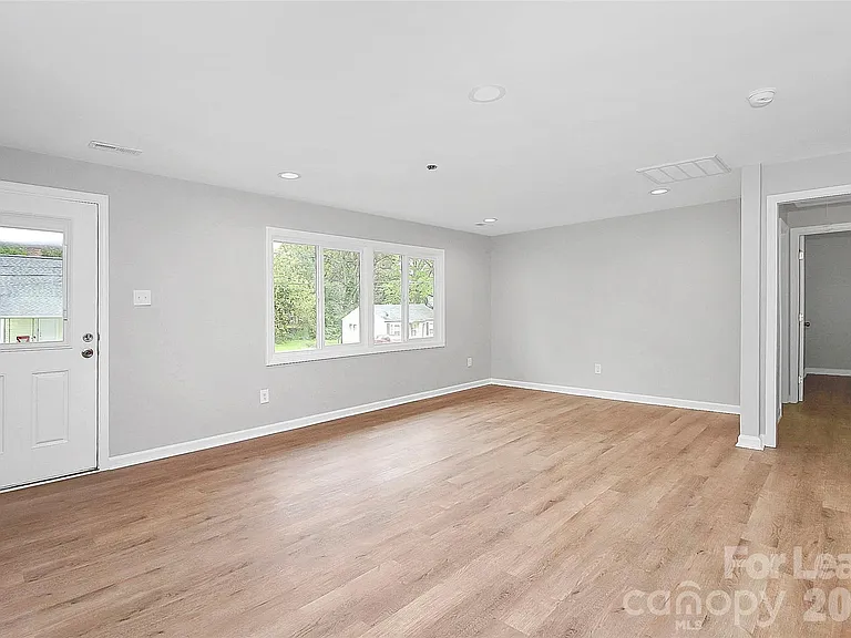 315 S Ransom St — Photo 11