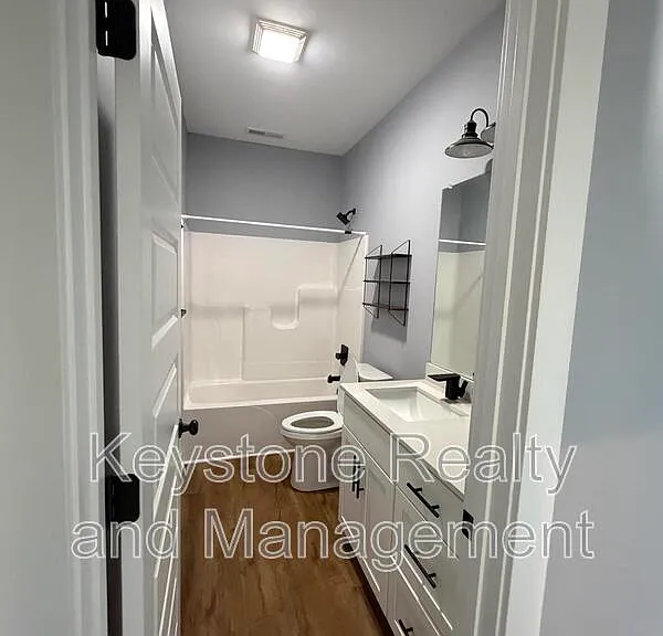 605 Colonette Dr — Photo 7