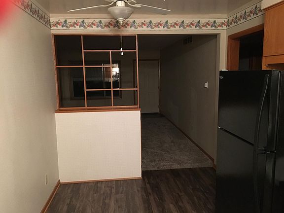 4th image of 104 14th St NE