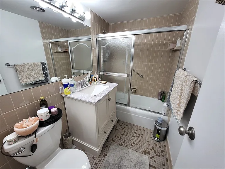 111 Perkins St #124 — Photo 9