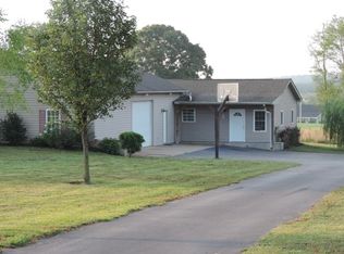 716 W Pine Grove Rd, Fair Play, SC 29643