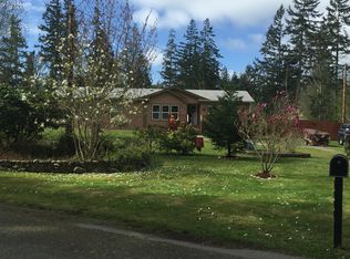 1909 Hunskor Rd, Oak Harbor, WA 98277