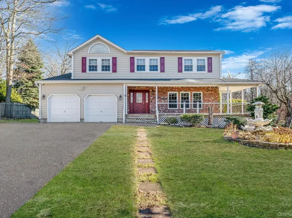 211 N Titmus Drive, Mastic, NY 11950