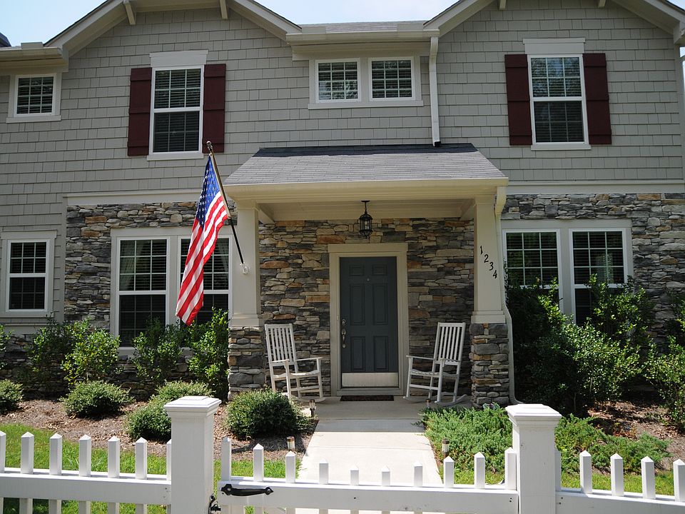 1st image of 1234 King Springs Ct SE